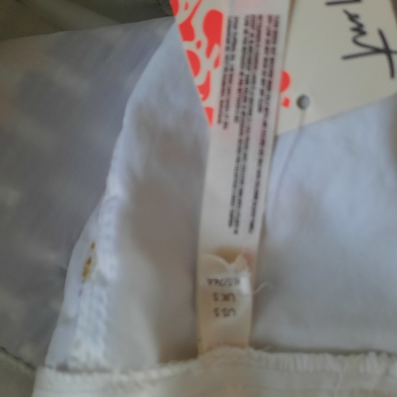 New Free People Movement Kaleidoscope Embroidered Pants sz Small - Picture 9 of 9